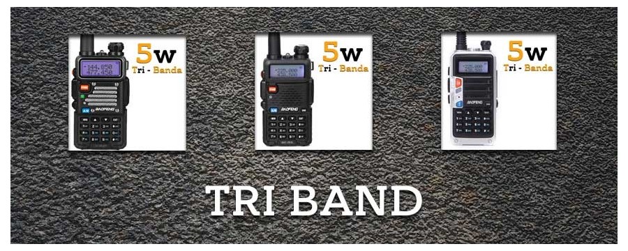 Walkie talkies Tri Banda da la marca Baofeng.